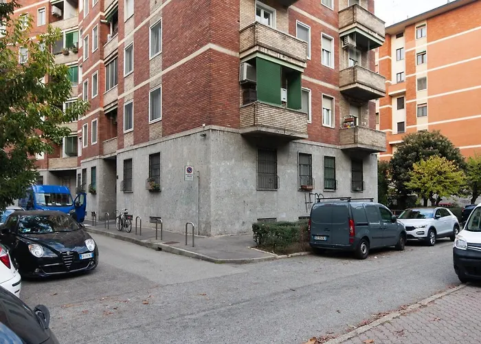 YouHosty - Del Castagno
